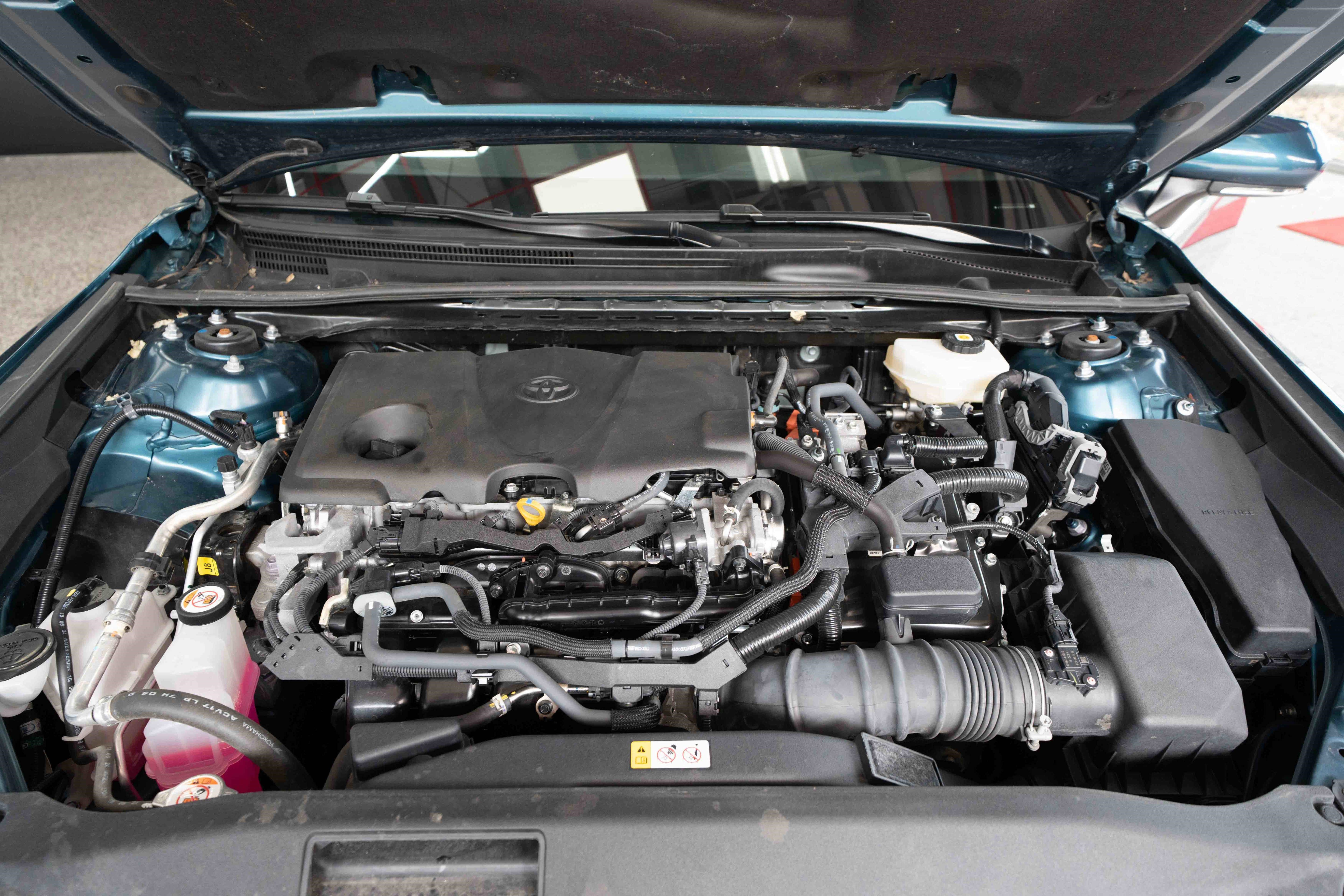 Used 2025 Toyota Camry SE image 30