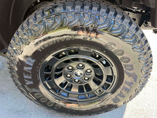 New 2026 Ford Bronco 4-Door w/ Sasquatch Package AWD/4WD image 11