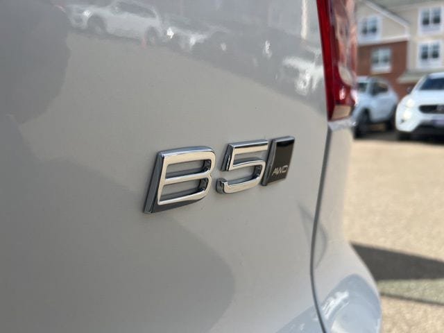New 2026 Volvo XC40 B5 Plus w/ Protection Package Premier AWD/4WD image 13
