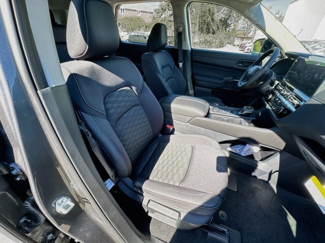 New 2026 Nissan Pathfinder SV AWD/4WD image 24