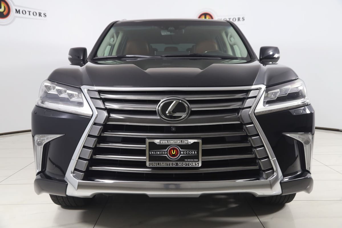Used 2020 Lexus LX 570 4WD w/ Luxury Package image 58