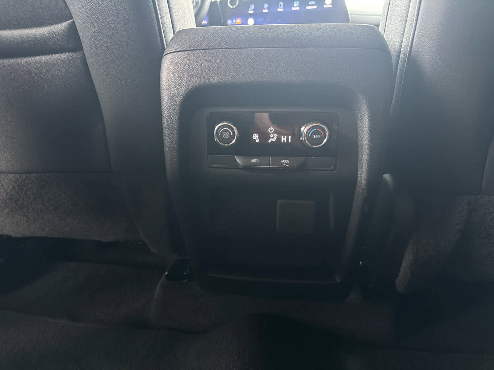 Certified 2024 Chevrolet Traverse Z71 w/ Enhanced Driving Package image 35