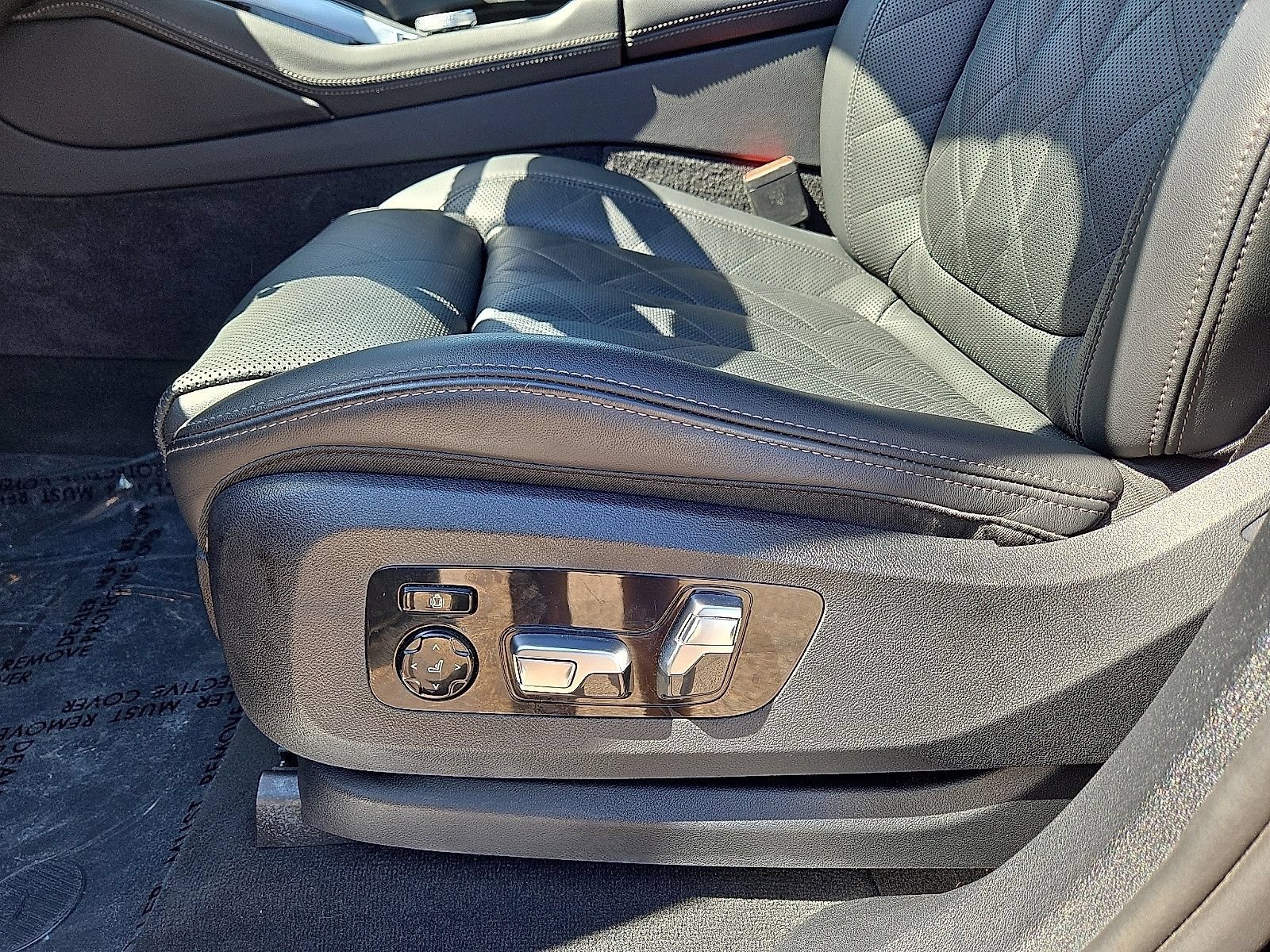 Used 2026 BMW X6 xDrive40i AWD/4WD image 28