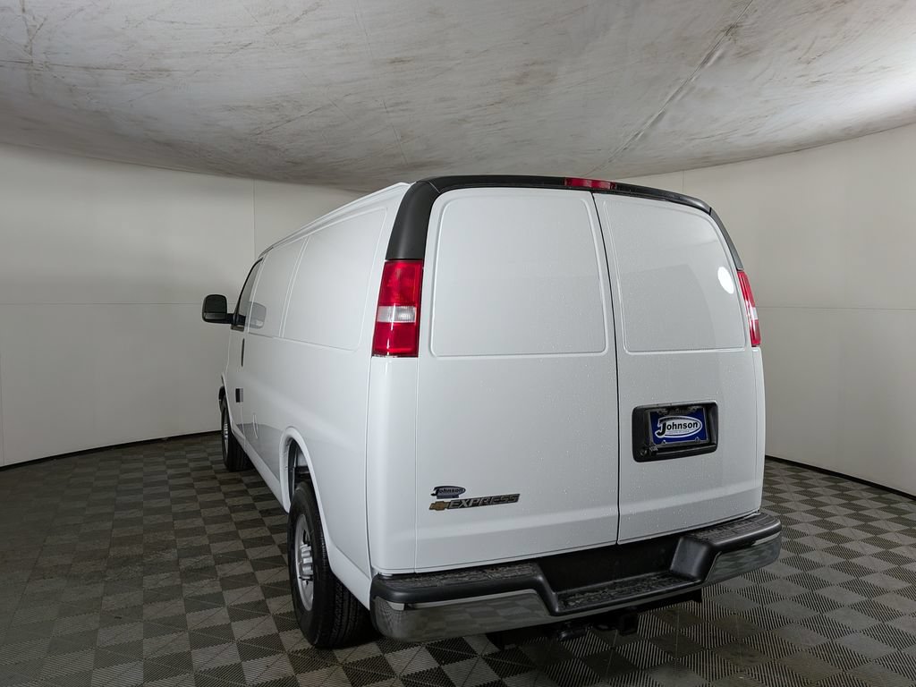 New 2026 Chevrolet Express 2500 w/ Driver Convenience Package RWD image 4