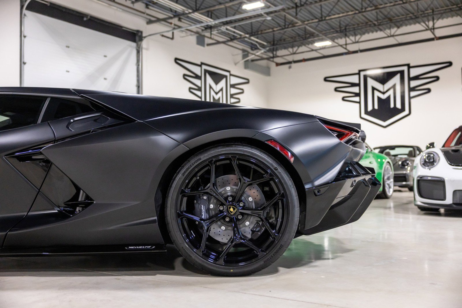 Used 2025 Lamborghini Revuelto image 19