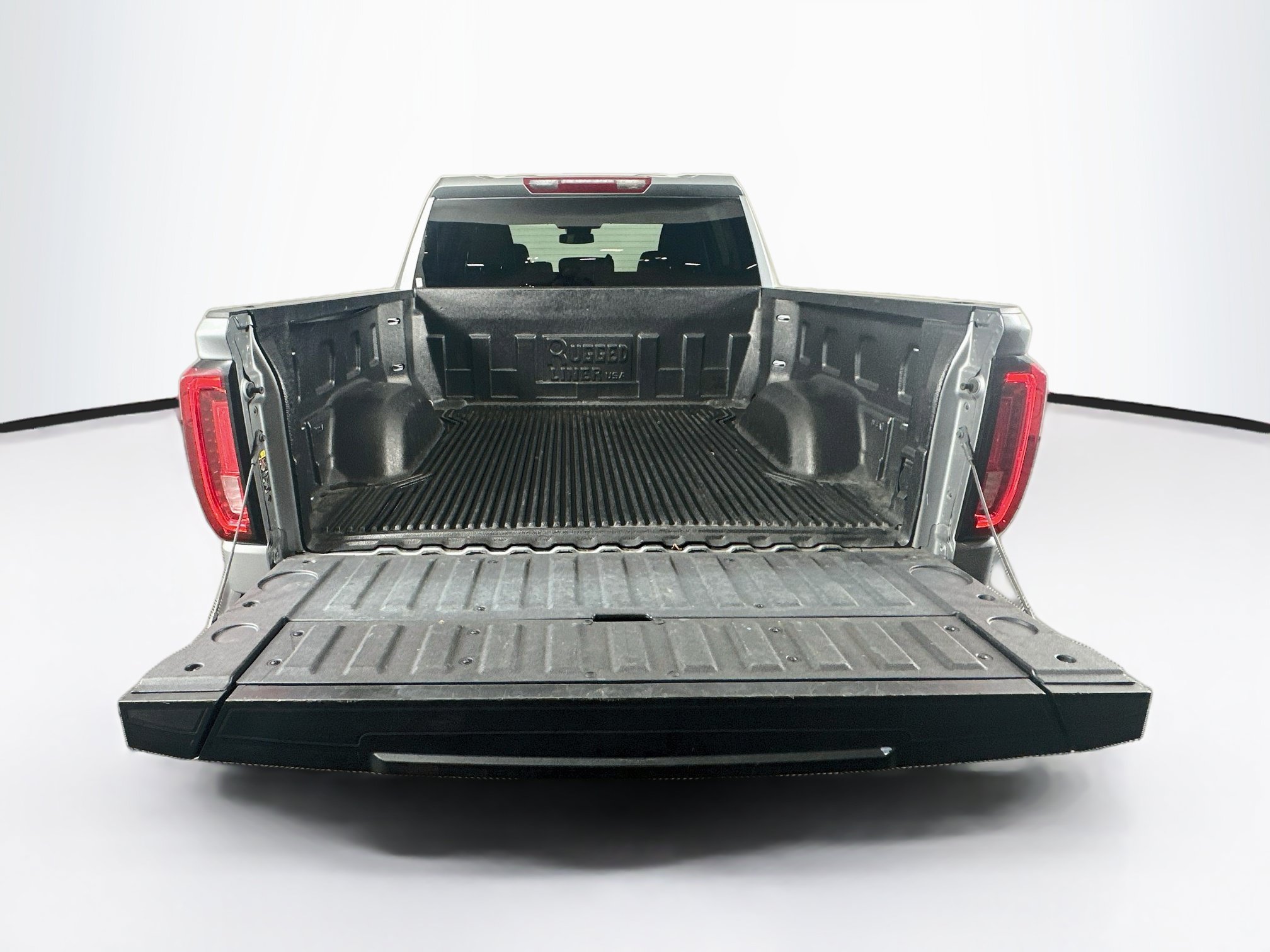 Used 2025 GMC Sierra 1500 SLT RWD image 27