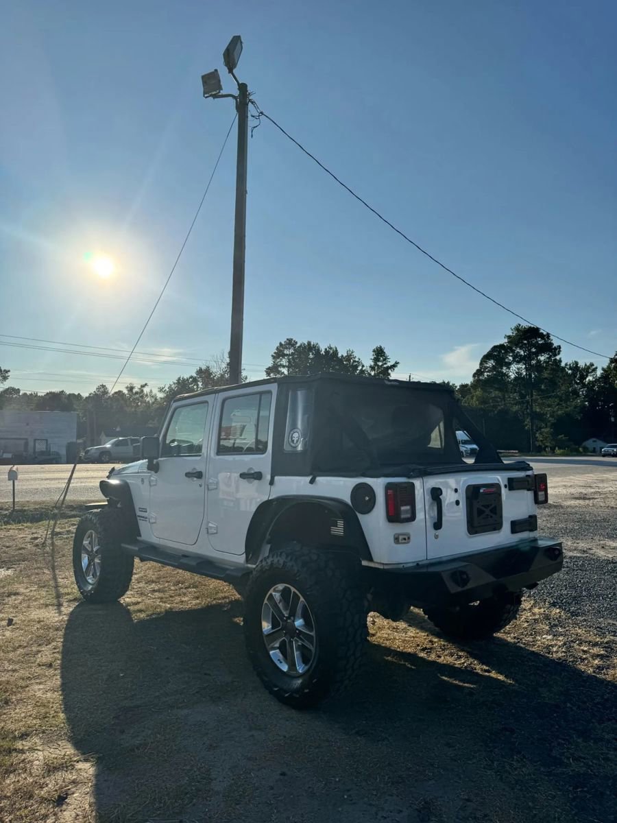 Used 2017 Jeep Wrangler Unlimited Sport w/ Connectivity Group image 4