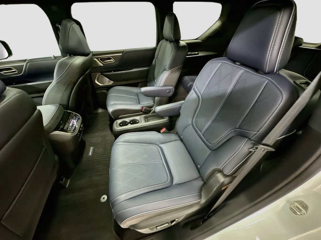 Certified 2026 INFINITI QX80 4WD w/ Sport Exterior Package image 25