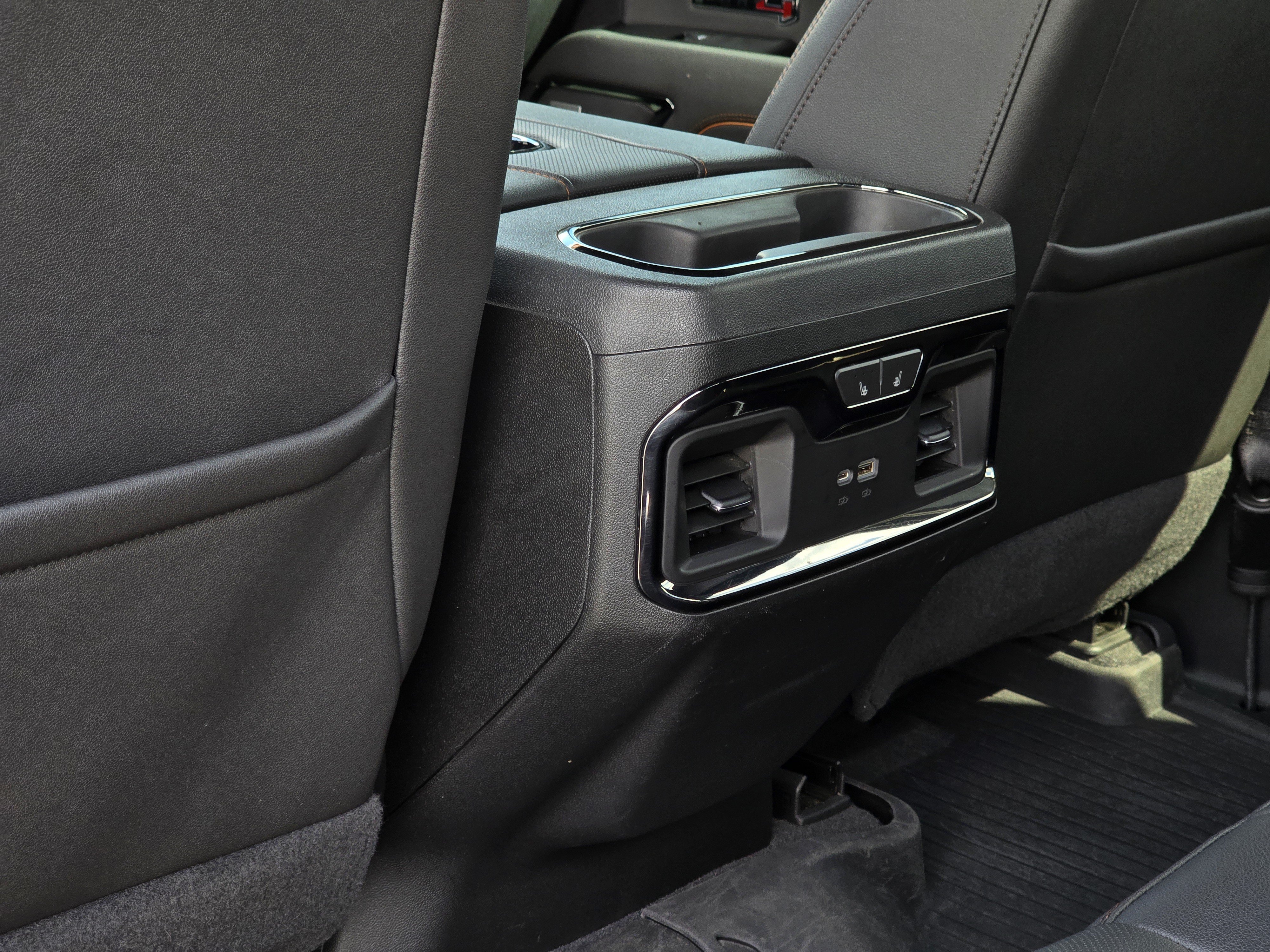 Used 2022 GMC Sierra 1500 AT4 w/ AT4 Premium Package AWD/4WD image 27
