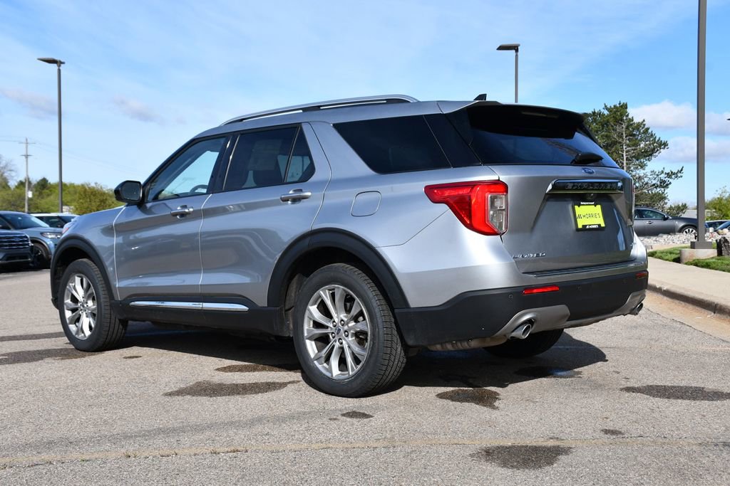 Used 2024 Ford Explorer Limited AWD/4WD image 4