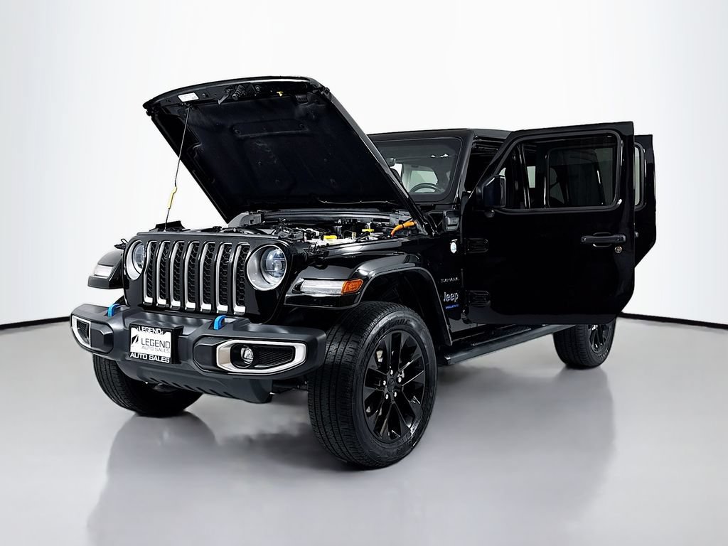 Used 2023 Jeep Wrangler Unlimited Sahara w/ Cold Weather Group AWD/4WD image 20