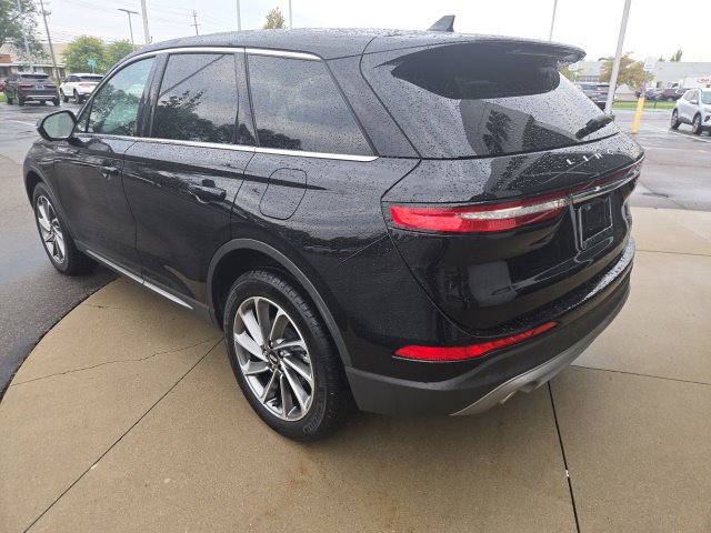 Certified 2024 Lincoln Corsair AWD w/ Equipment Group 101A image 12