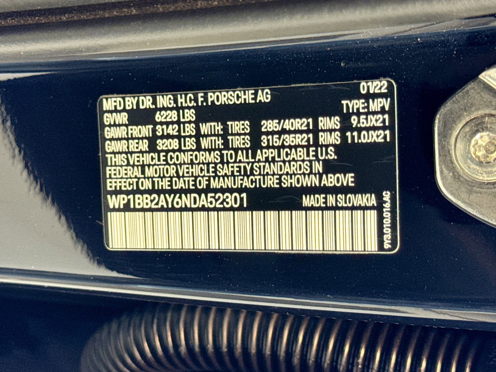 Certified 2022 Porsche Cayenne S image 26