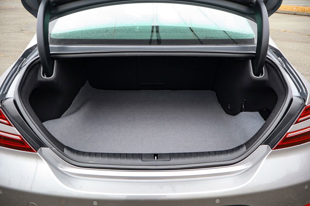 Used 2025 Genesis G70 2.5T w/ Sport Prestige Package image 36