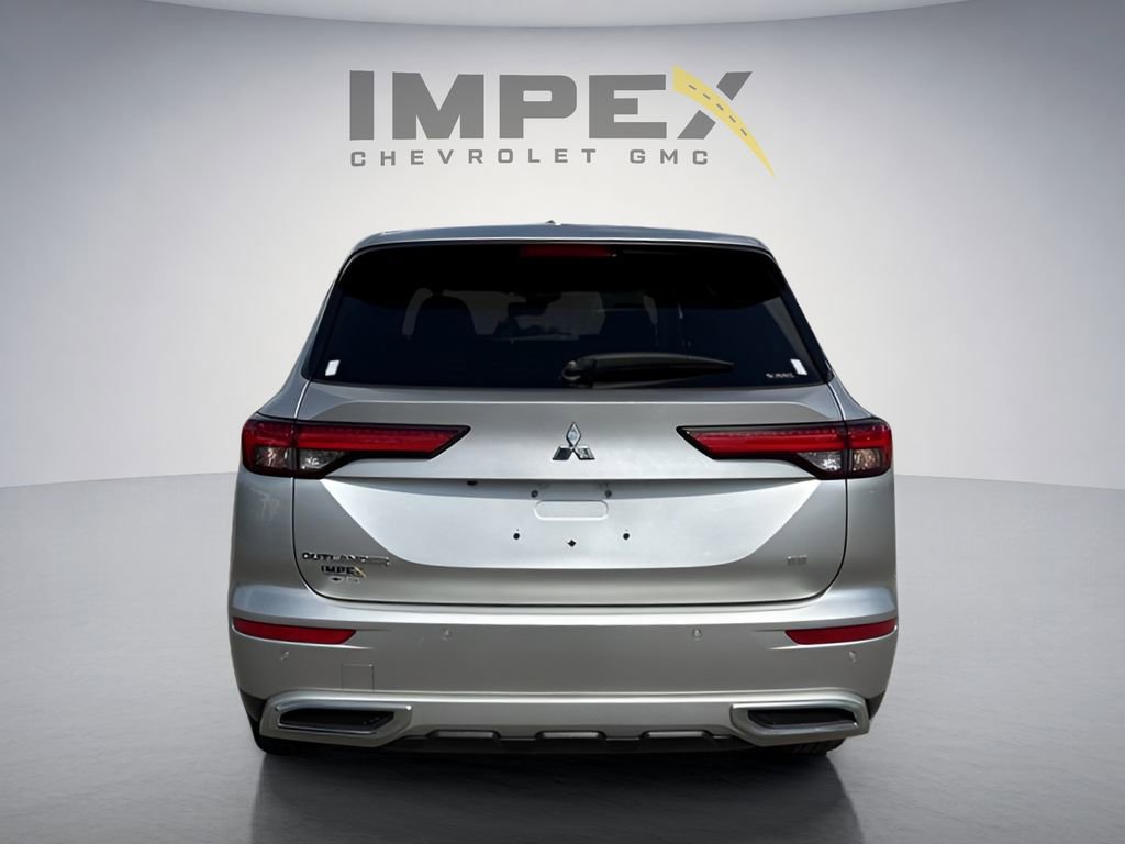Used 2022 Mitsubishi Outlander SE AWD/4WD image 4