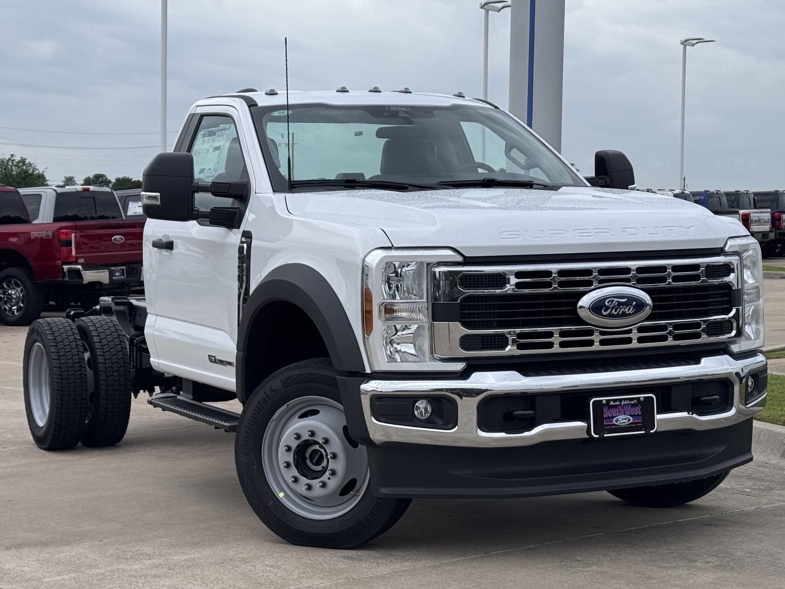 New 2026 Ford F550 4x4 Regular Cab Super Duty video 2