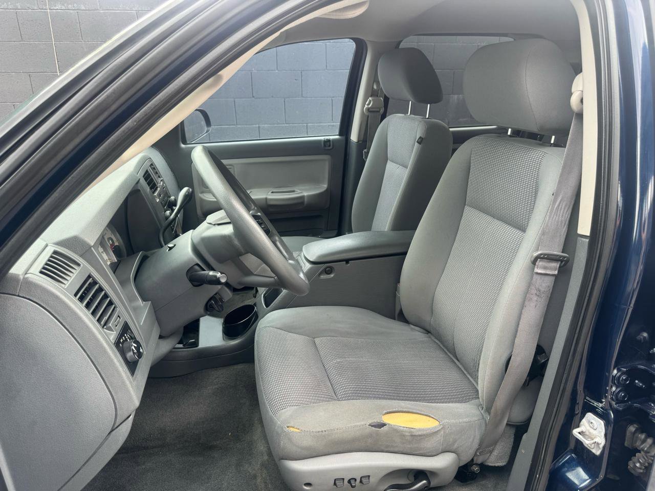 Used 2007 Dodge Dakota SLT AWD/4WD image 3