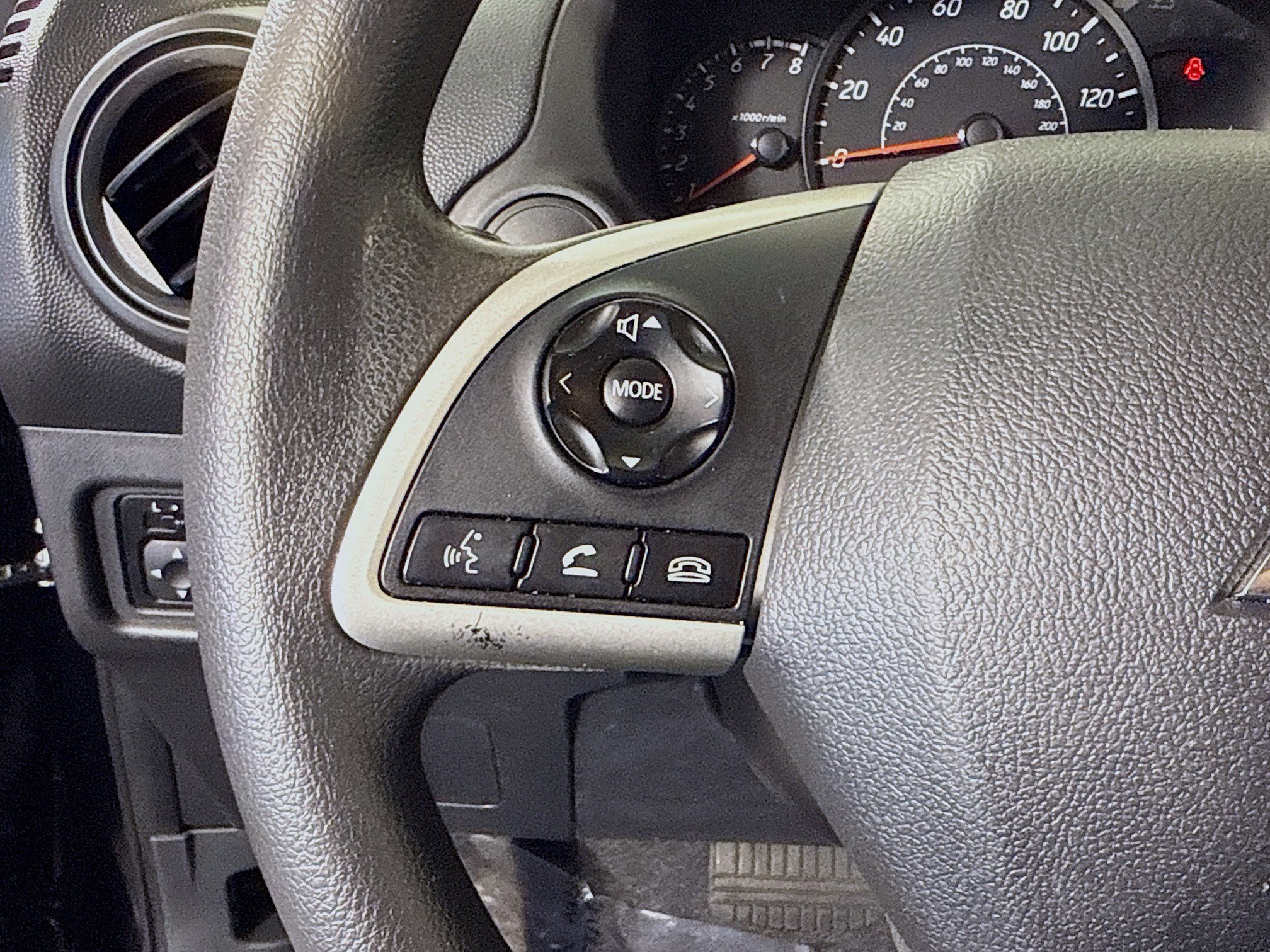 Used 2024 Mitsubishi Mirage ES image 14