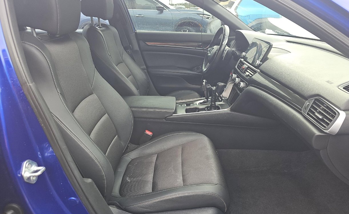 Used 2021 Honda Accord Sport image 7