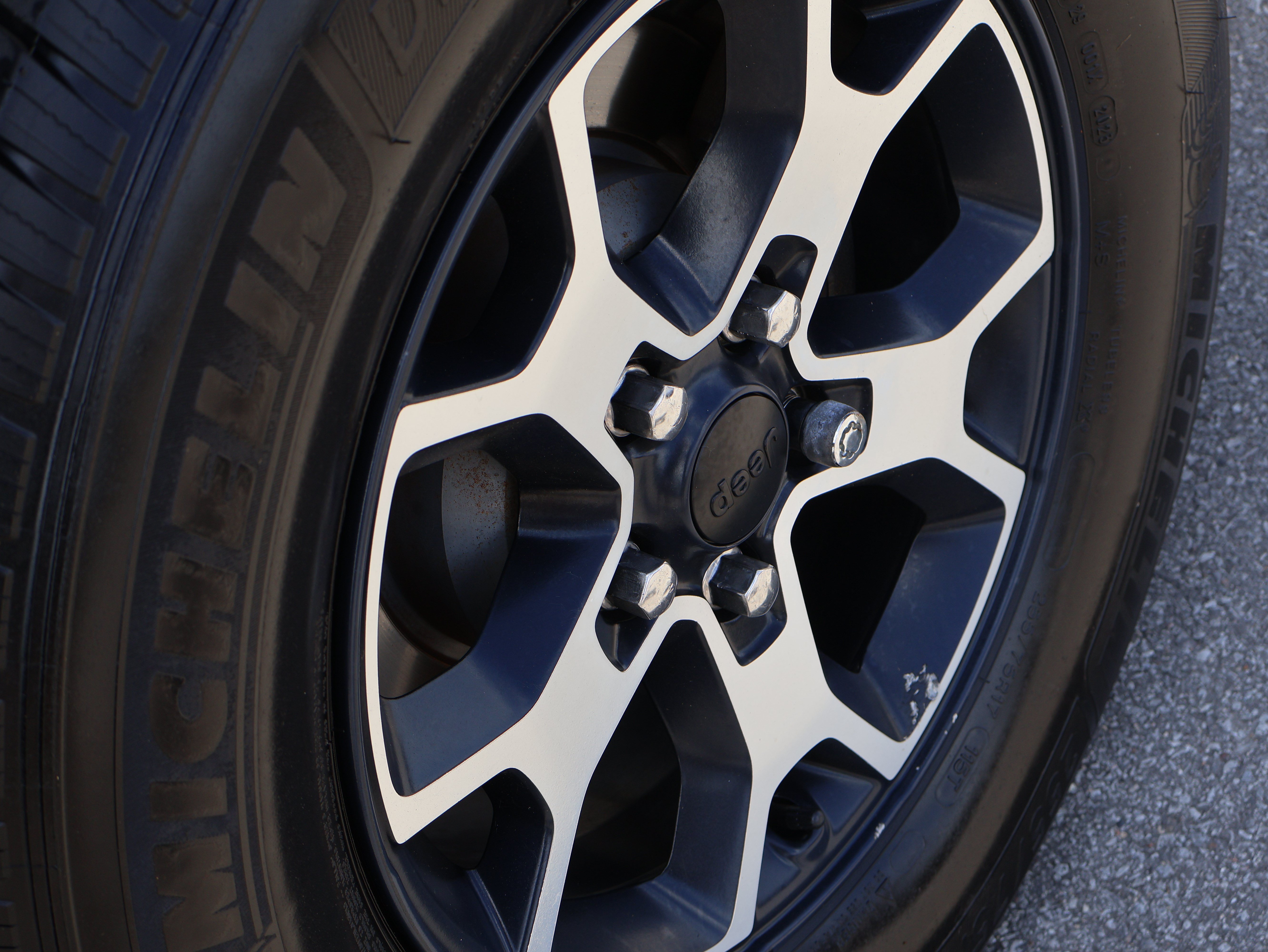 Used 2019 Jeep Wrangler Unlimited Rubicon AWD/4WD image 49