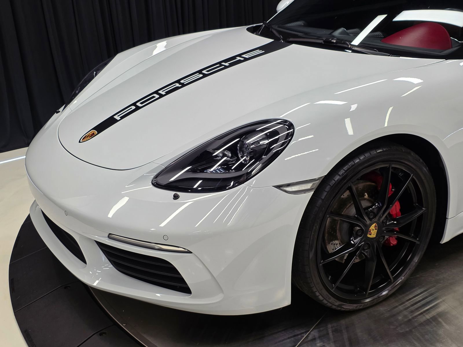 Used 2017 Porsche 718 Cayman RWD image 46
