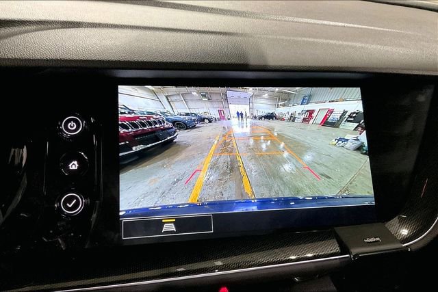 Used 2023 Buick Envision Essence image 21