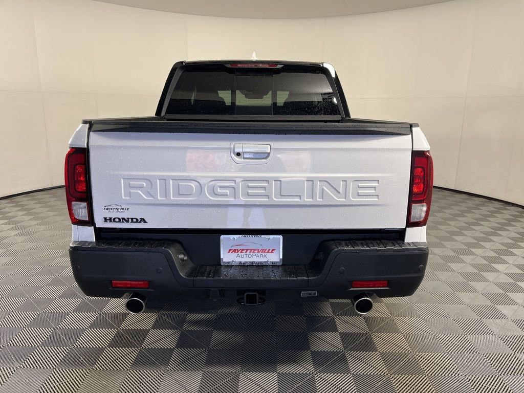 New 2026 Honda Ridgeline Black Edition image 10