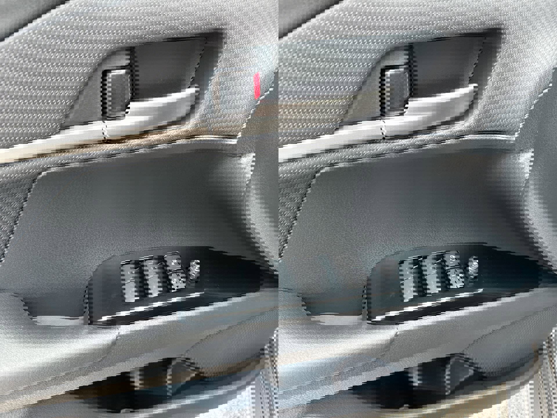 Certified 2026 Toyota Camry SE image 15