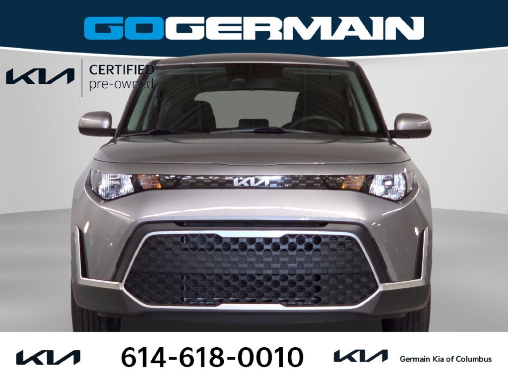 Certified 2025 Kia Soul LX w/ LX Technology Package FWD image 3