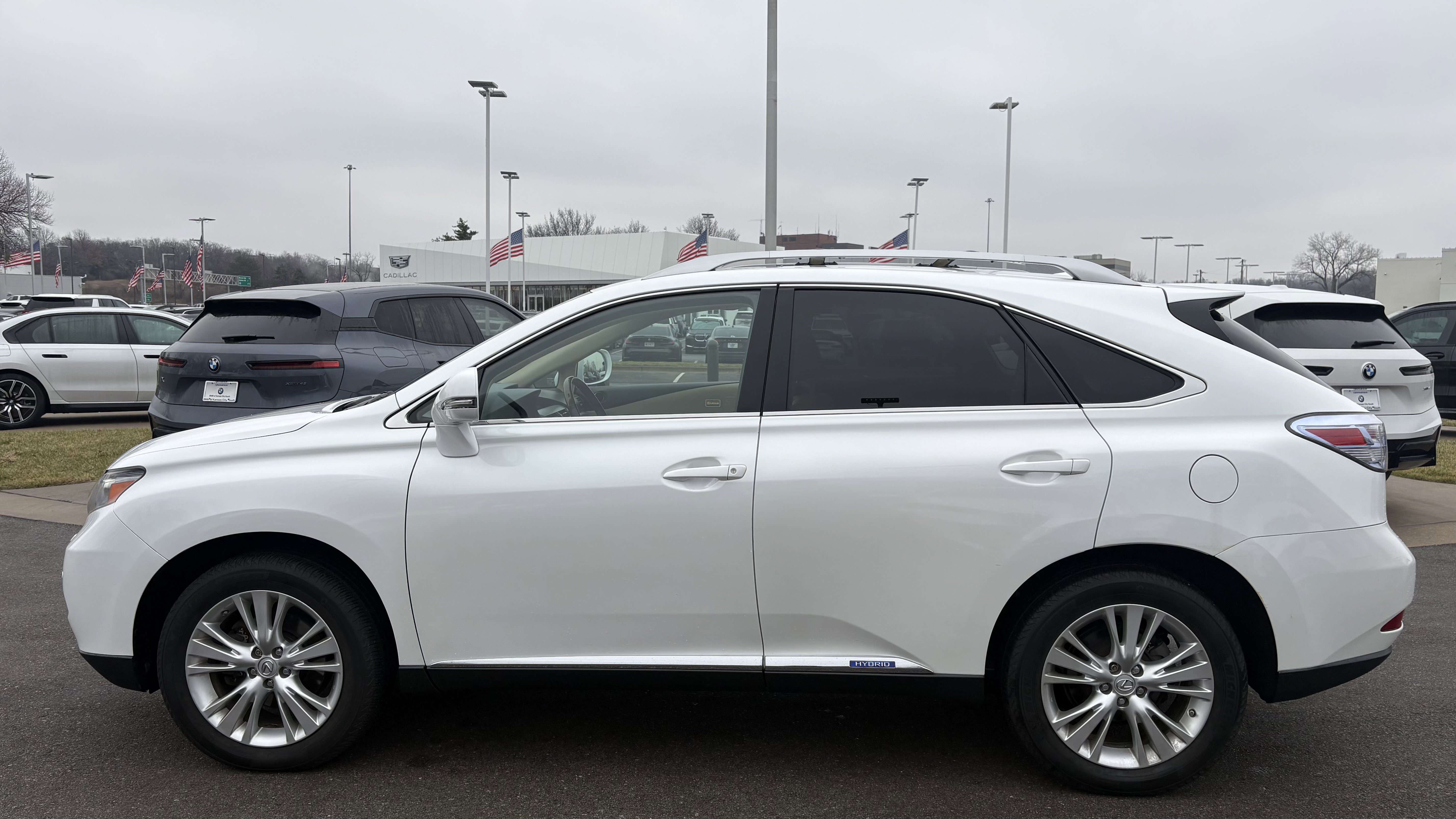 Used 2012 Lexus RX 450h AWD image 7