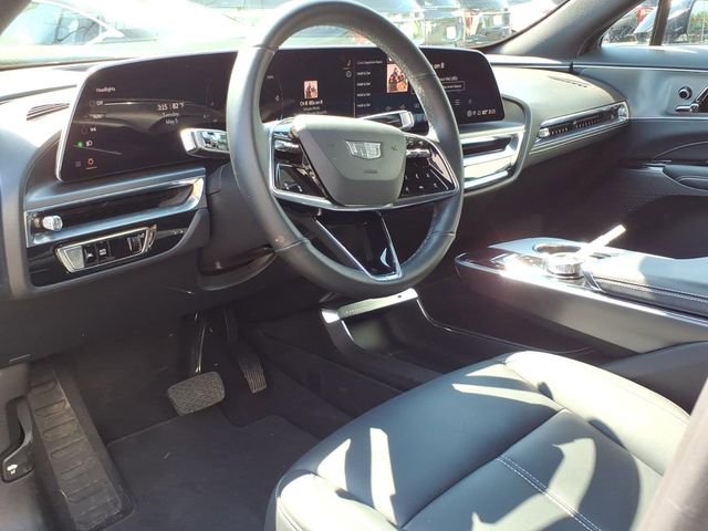 Certified 2024 Cadillac Lyriq Tech AWD/4WD image 12