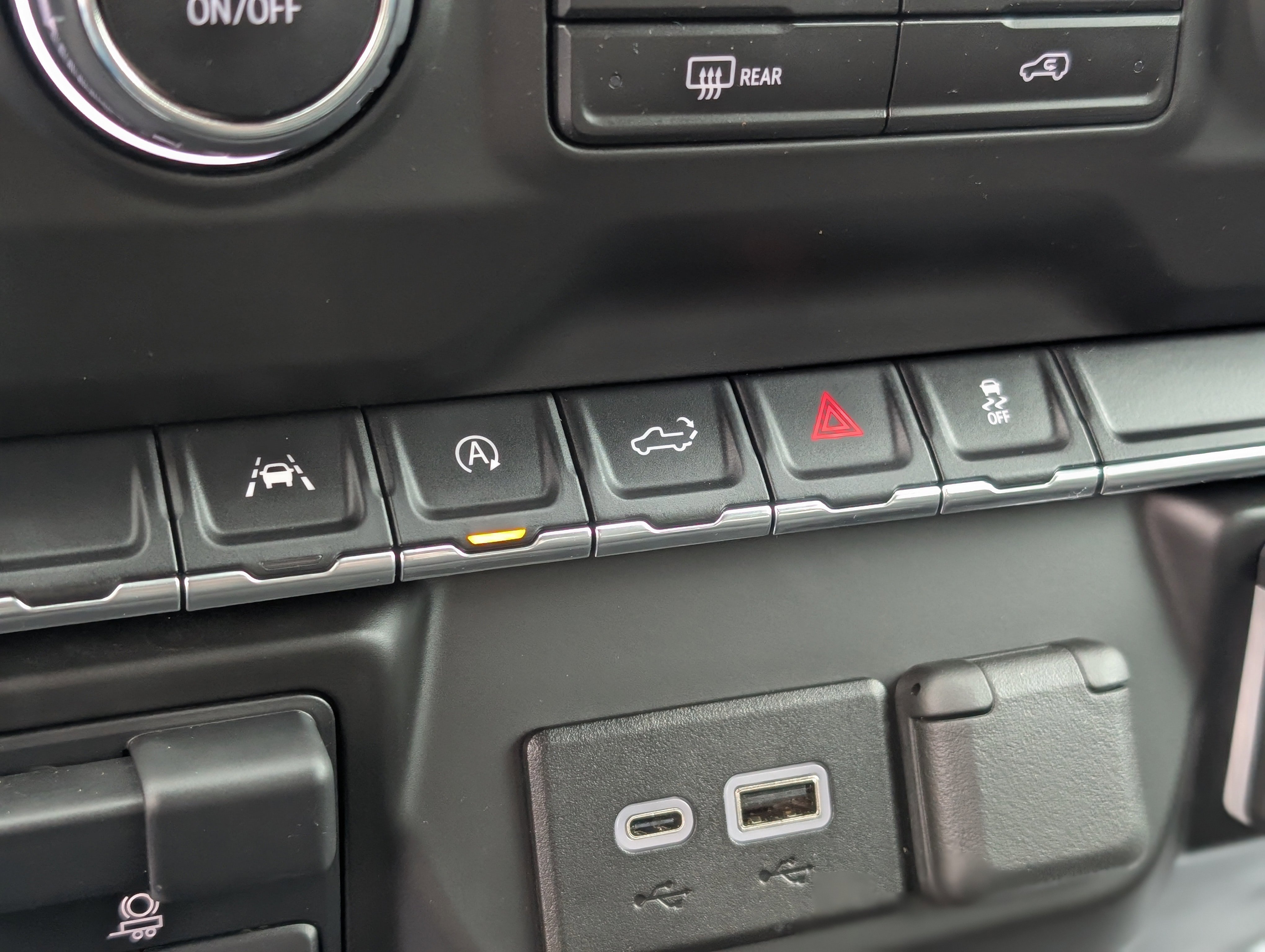 Used 2023 Chevrolet Silverado 1500 Custom image 19