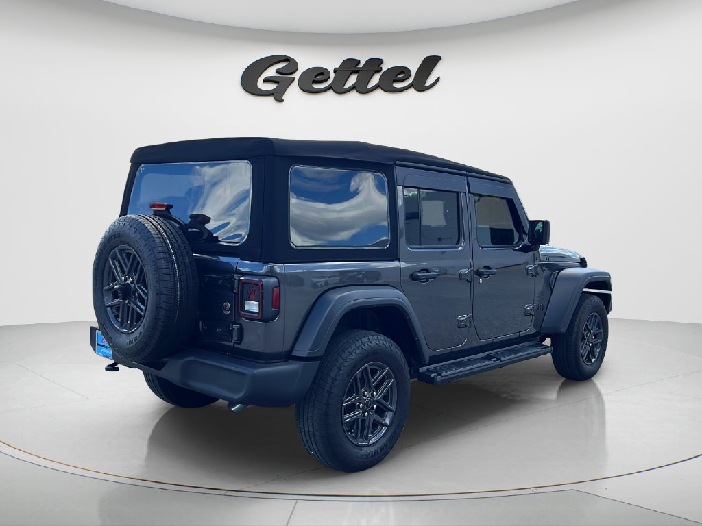 Used 2024 Jeep Wrangler Unlimited Sport AWD/4WD image 5