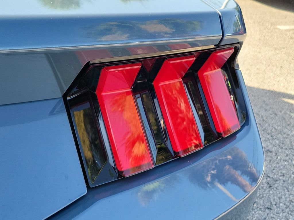 Used 2026 Ford Mustang Coupe RWD image 9