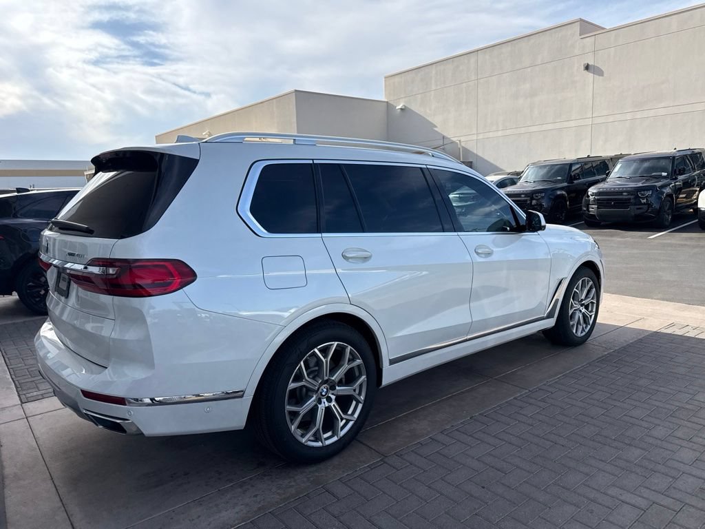 Used 2019 BMW X7 xDrive40i w/ Premium Package AWD/4WD image 4