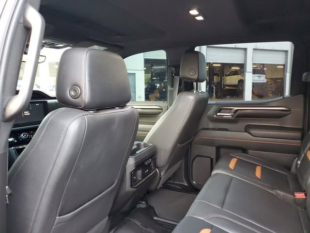 Used 2023 GMC Sierra 1500 AT4 w/ AT4 Premium Package image 10