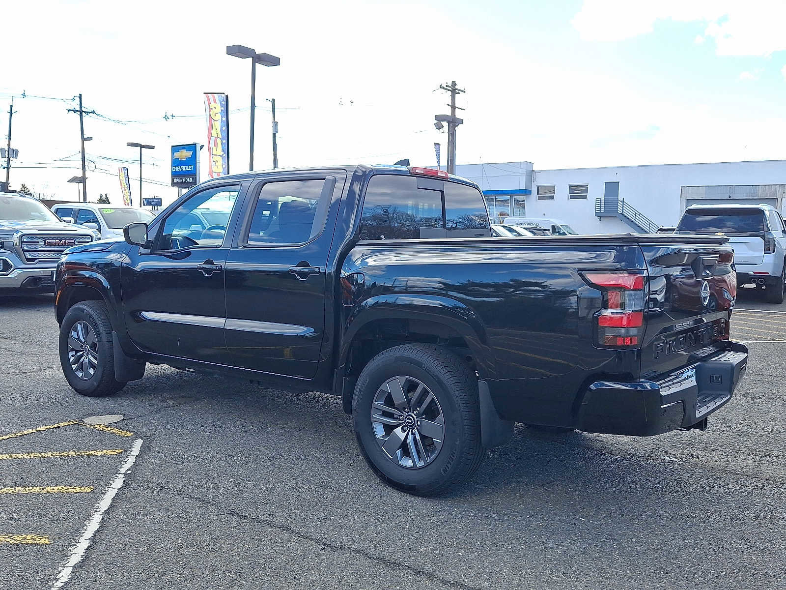 Used 2025 Nissan Frontier SV w/ SV Convenience Package image 5