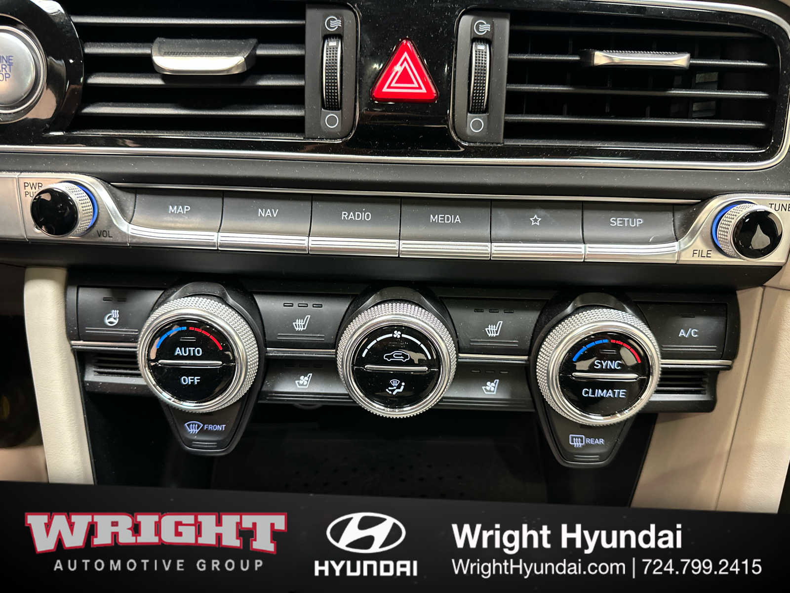 Certified 2022 Genesis G70 3.3T w/ Sport Prestige Package image 28