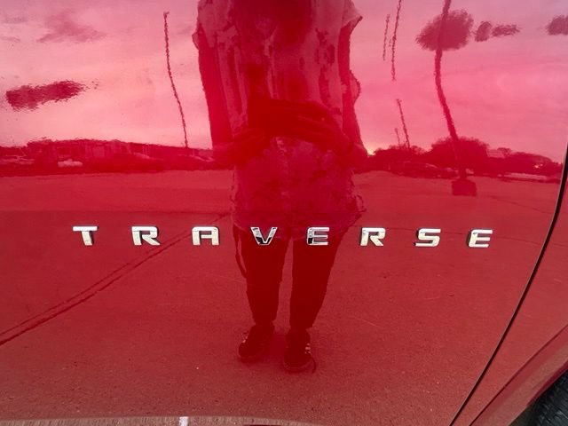 Used 2020 Chevrolet Traverse Premier FWD image 30