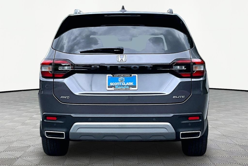 Used 2025 Honda Pilot Elite image 7