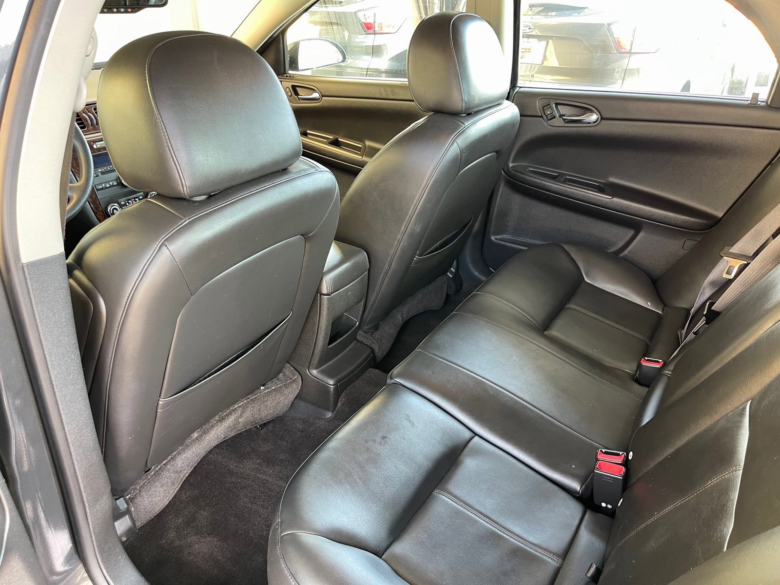 Used 2016 Chevrolet Impala LTZ image 16