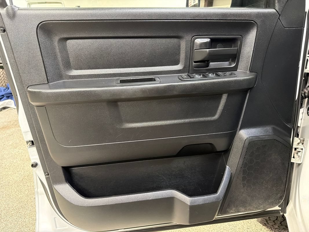 Used 2014 RAM 3500 Tradesman w/ Chrome Appearance Group AWD/4WD image 26