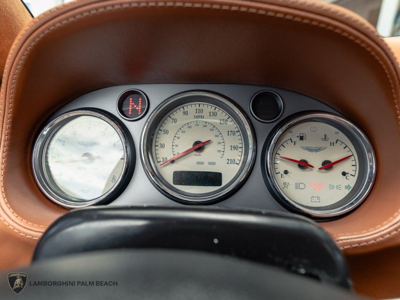 Used 2003 Aston Martin Vanquish RWD image 24