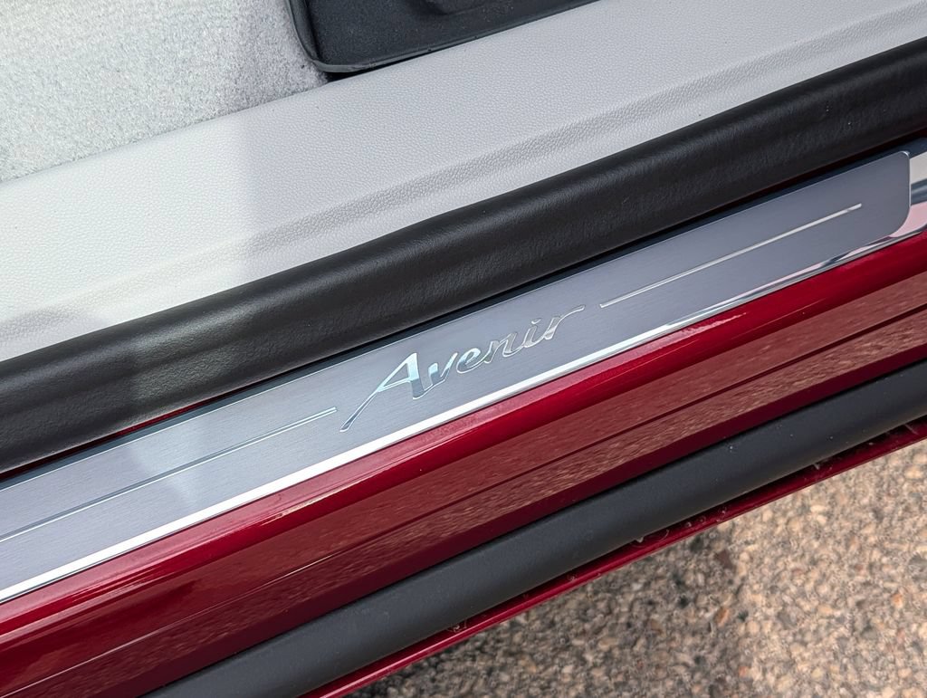 New 2026 Buick Enclave Avenir w/ Super Cruise Package AWD/4WD image 25