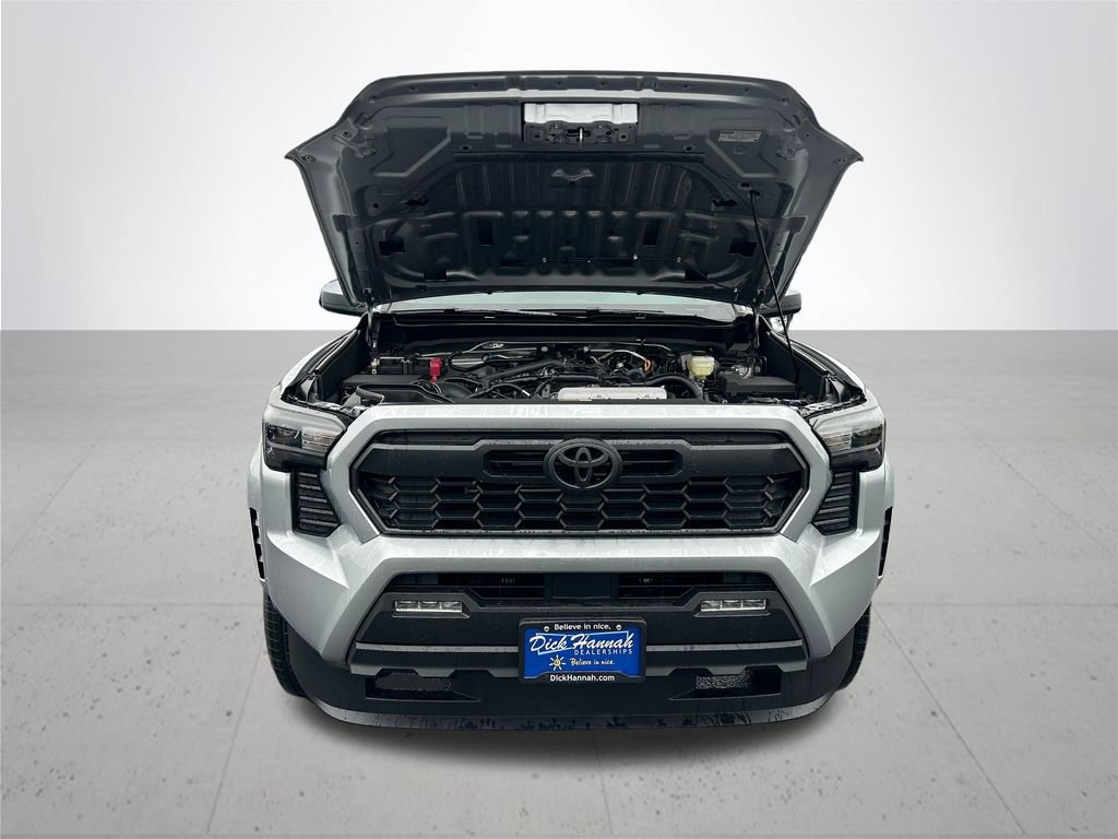 New 2026 Toyota Tacoma TRD Sport image 4
