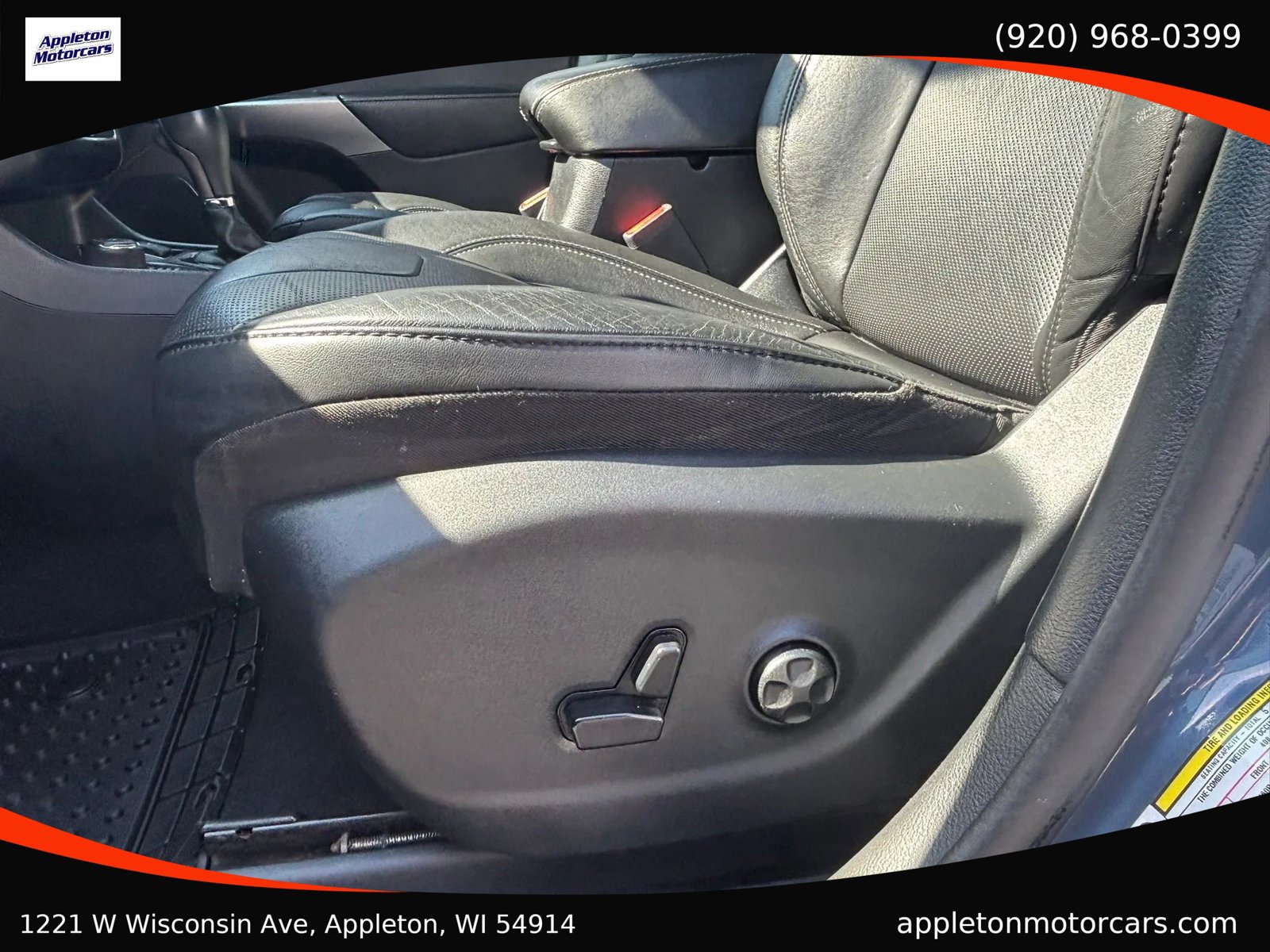 Used 2020 Jeep Cherokee Limited AWD/4WD image 16