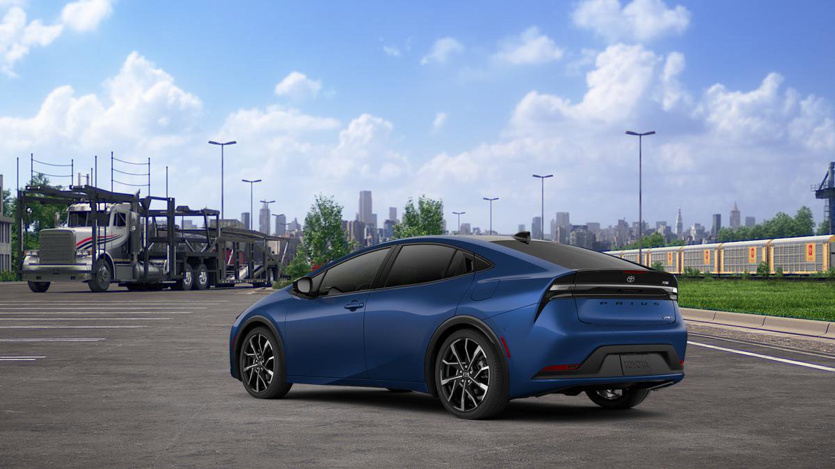 New 2026 Toyota Prius Plug-In Hybrid FWD image 8