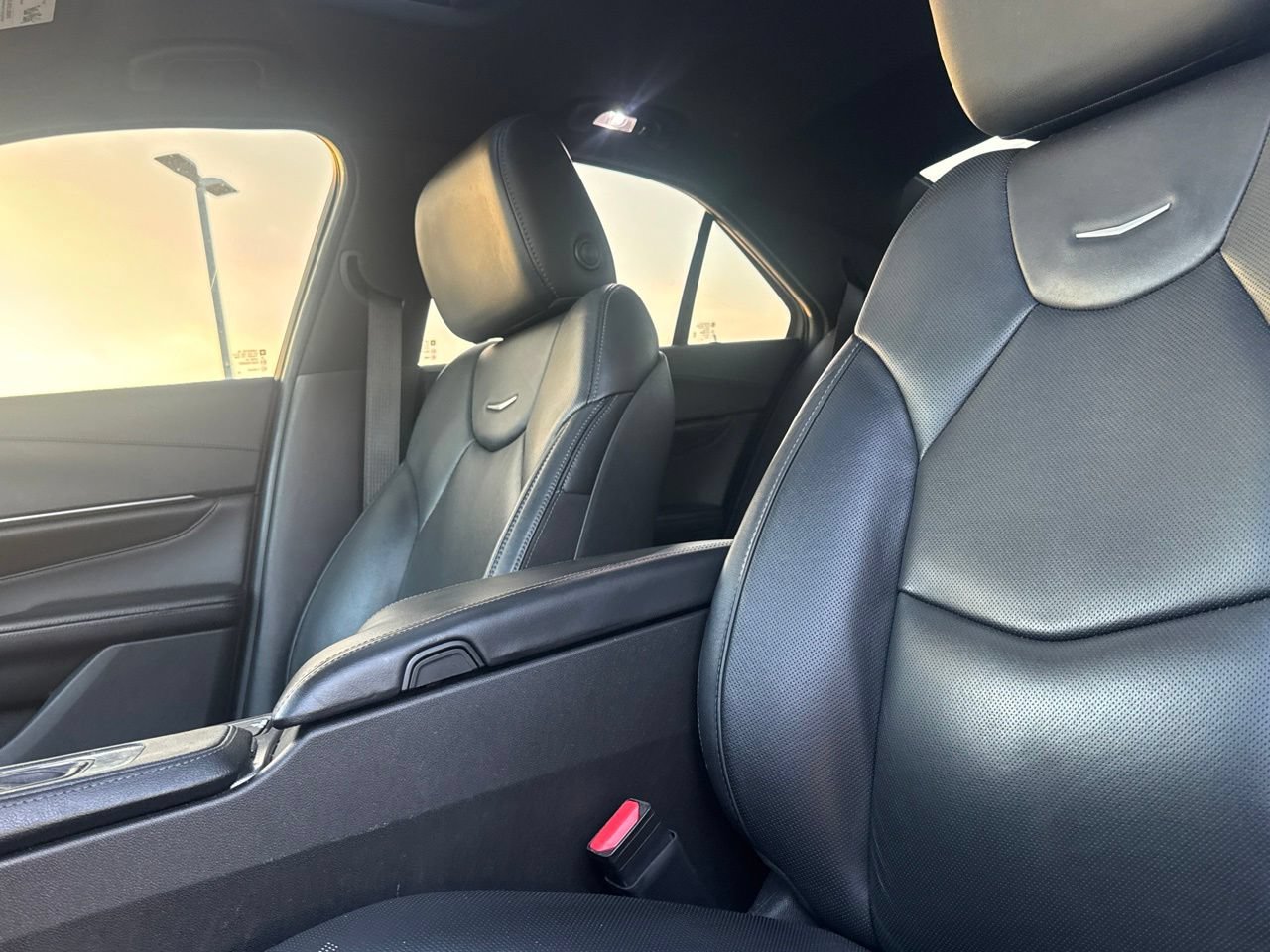 Used 2021 Cadillac CT4 Premium Luxury RWD image 40