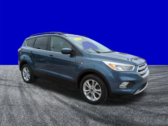 Used 2018 Ford Escape SE w/ SE Sync 3 Package image 2