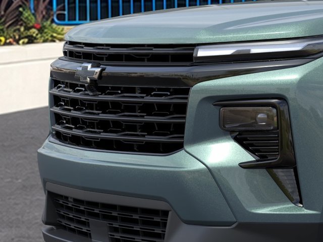 New 2027 Chevrolet Traverse LT w/ Midnight/Sport Edition FWD image 13
